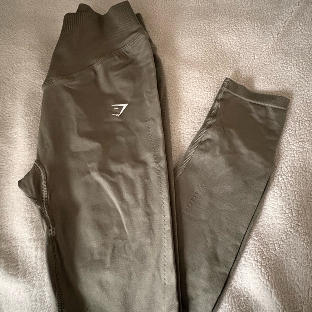 2/30$!! Gymshark Olive Leggings